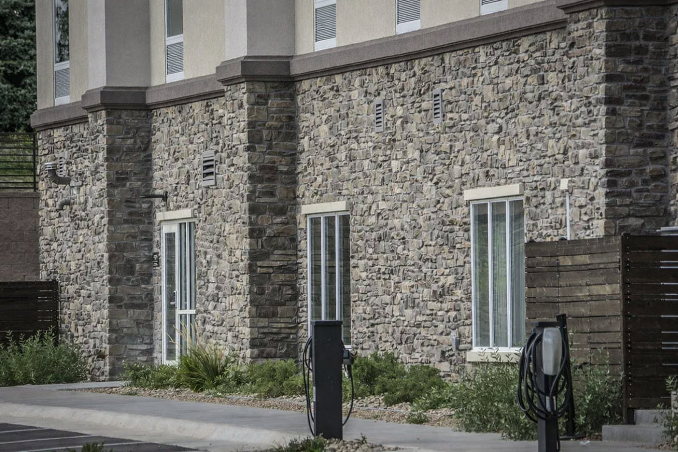 Stone veneer installation in San Bernardino, CA